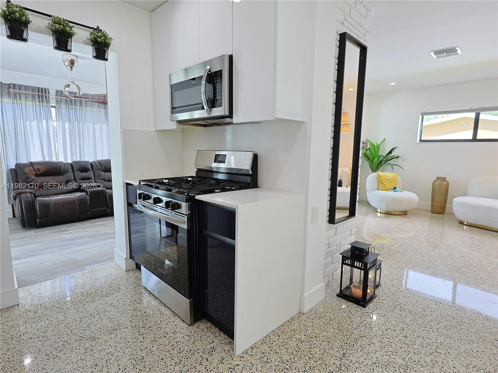 CUTLER RIDGE SEC 3 - Residential