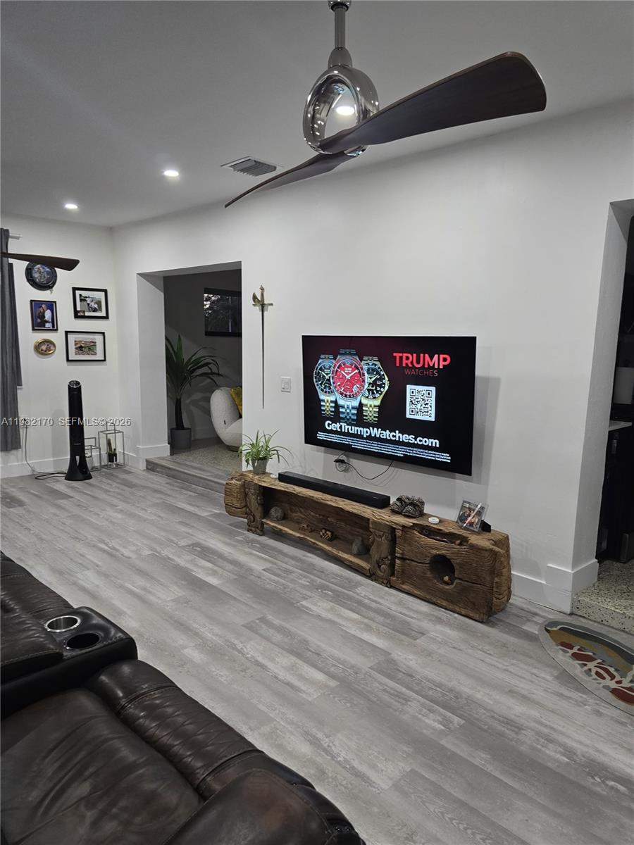 CUTLER RIDGE SEC 3 - Residential