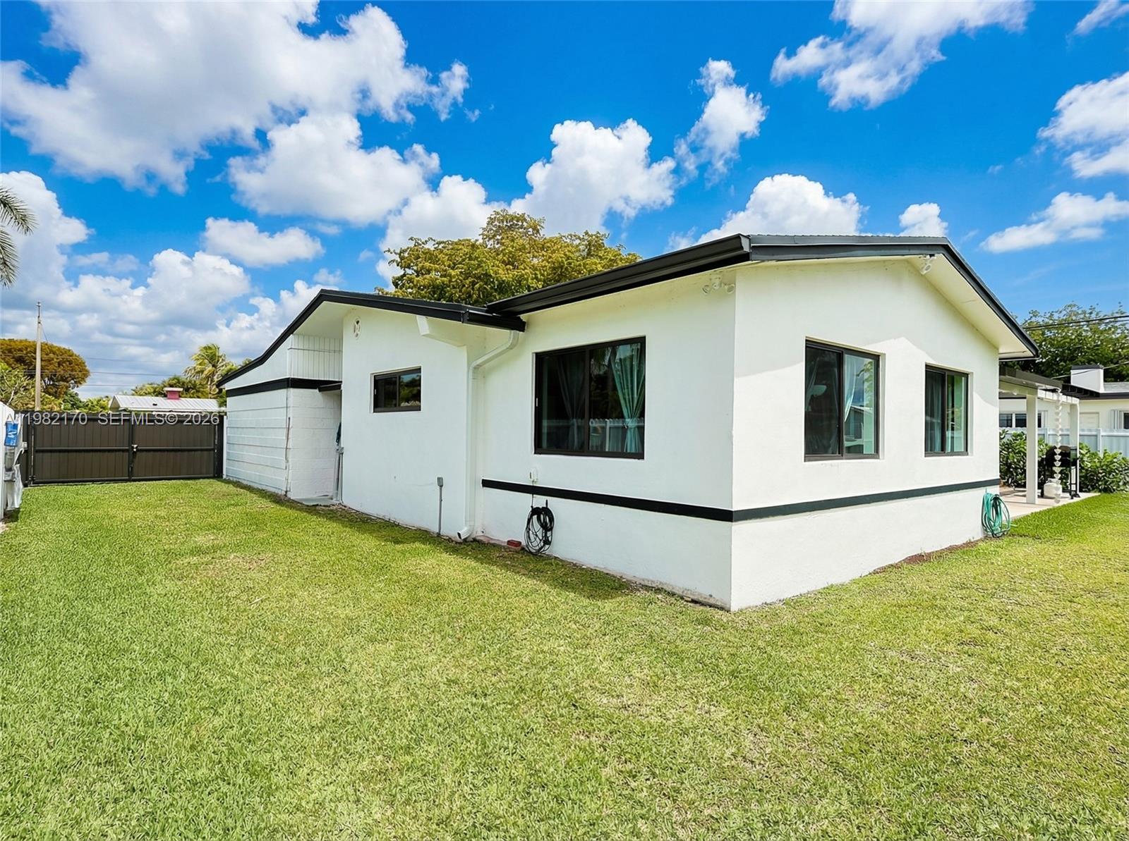 CUTLER RIDGE SEC 3 - Residential