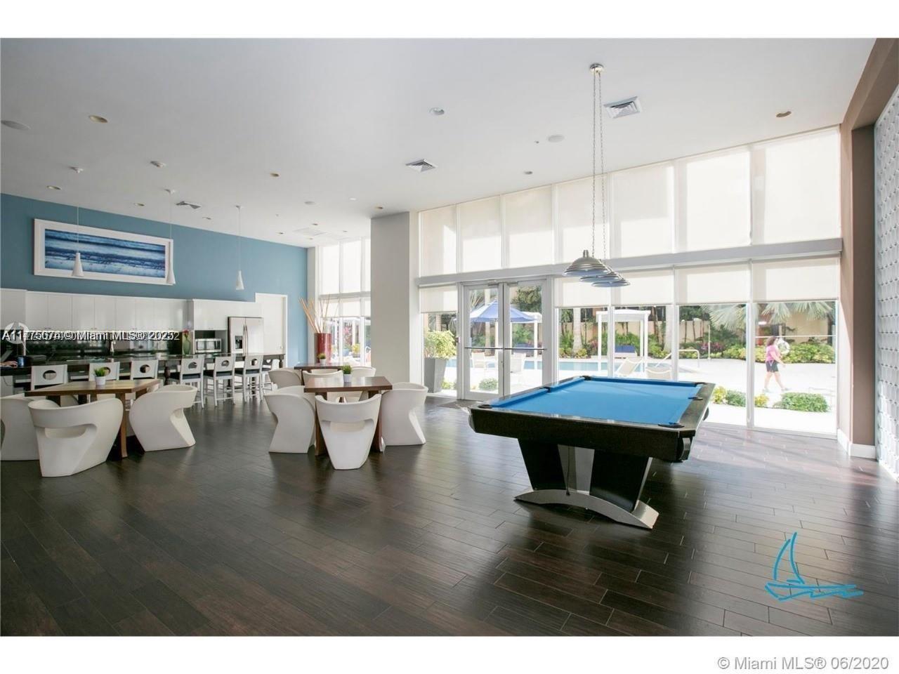 VENTURE AT AVENTURA WEST - Residential