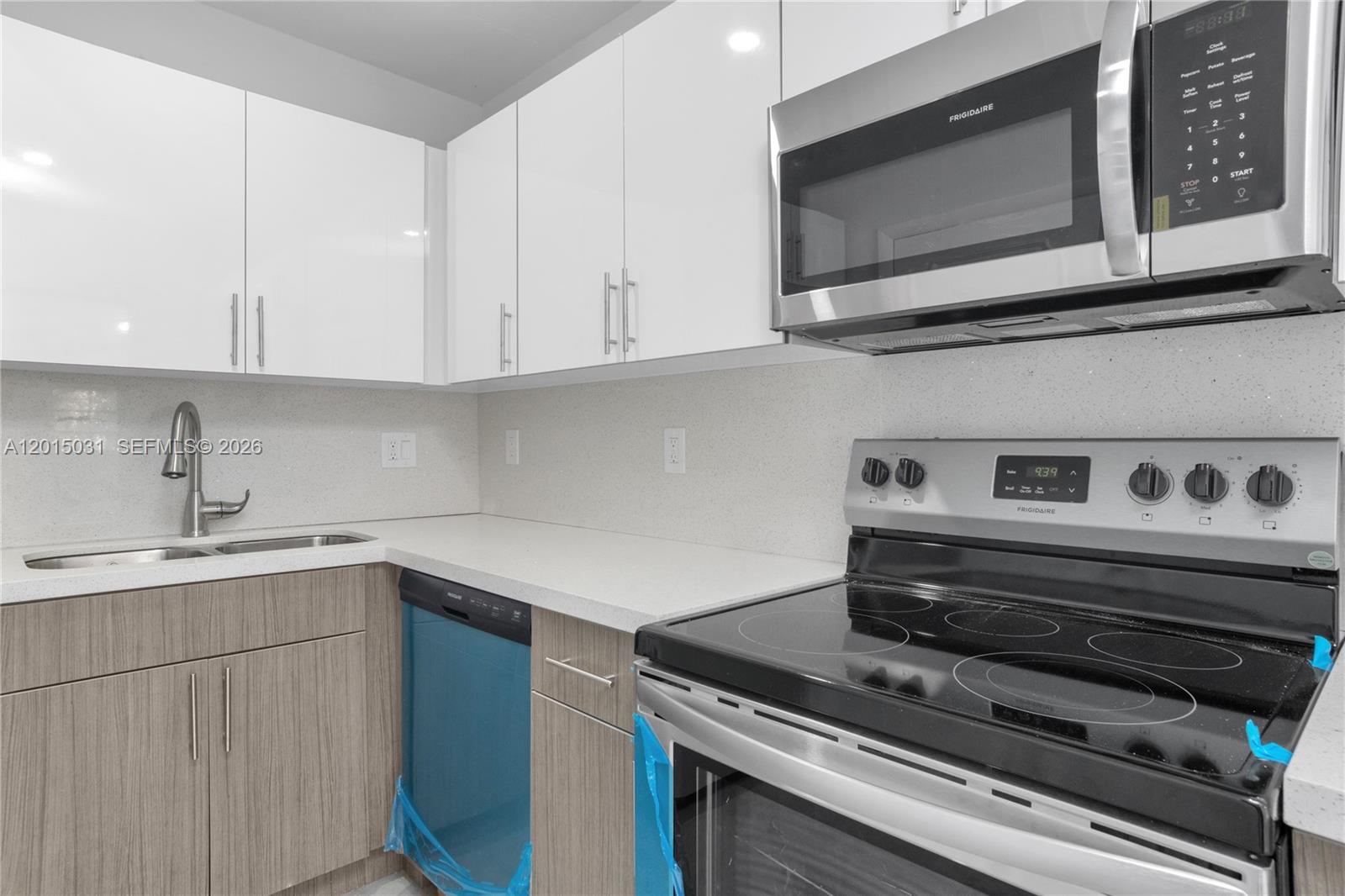 SANS SOUCI CONDO - Residential Lease