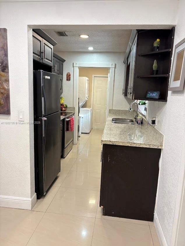 AVOCADO VILLAS - Residential