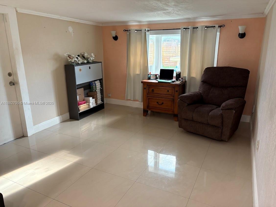 AVOCADO VILLAS - Residential