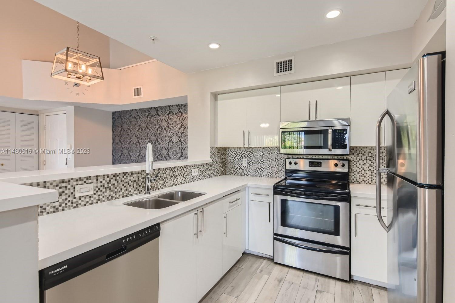 Remarkable unit with high ceilings located in the resort style community Saint Andrews. This unit offers private balcony with lake & lush green scenery with ample natural light. Washer and dryer located in the unit with a split floor. Credit score min of 650 per the association. Owner requesting 1st , last and security deposit. Fast approval!
NOTE- The current stove was damaged by previous tenant by new tenant move in date the stove will be replaced. Add as contingency if needed.