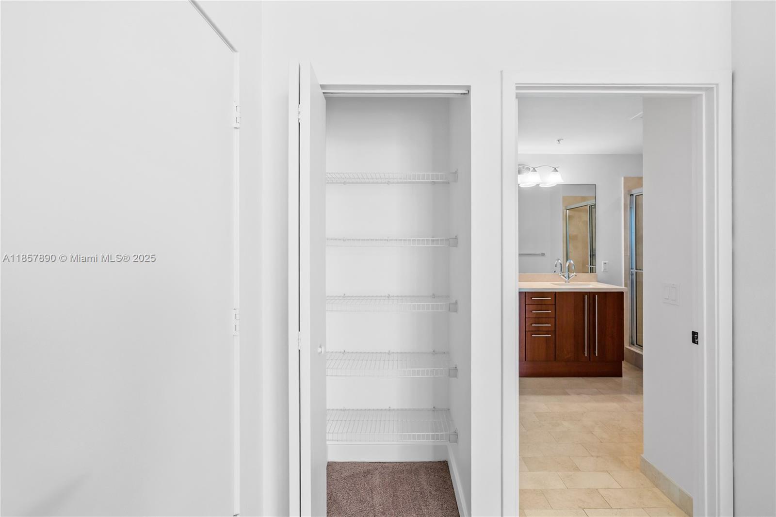 THE AXIS ON BRICKELL II C - Residential