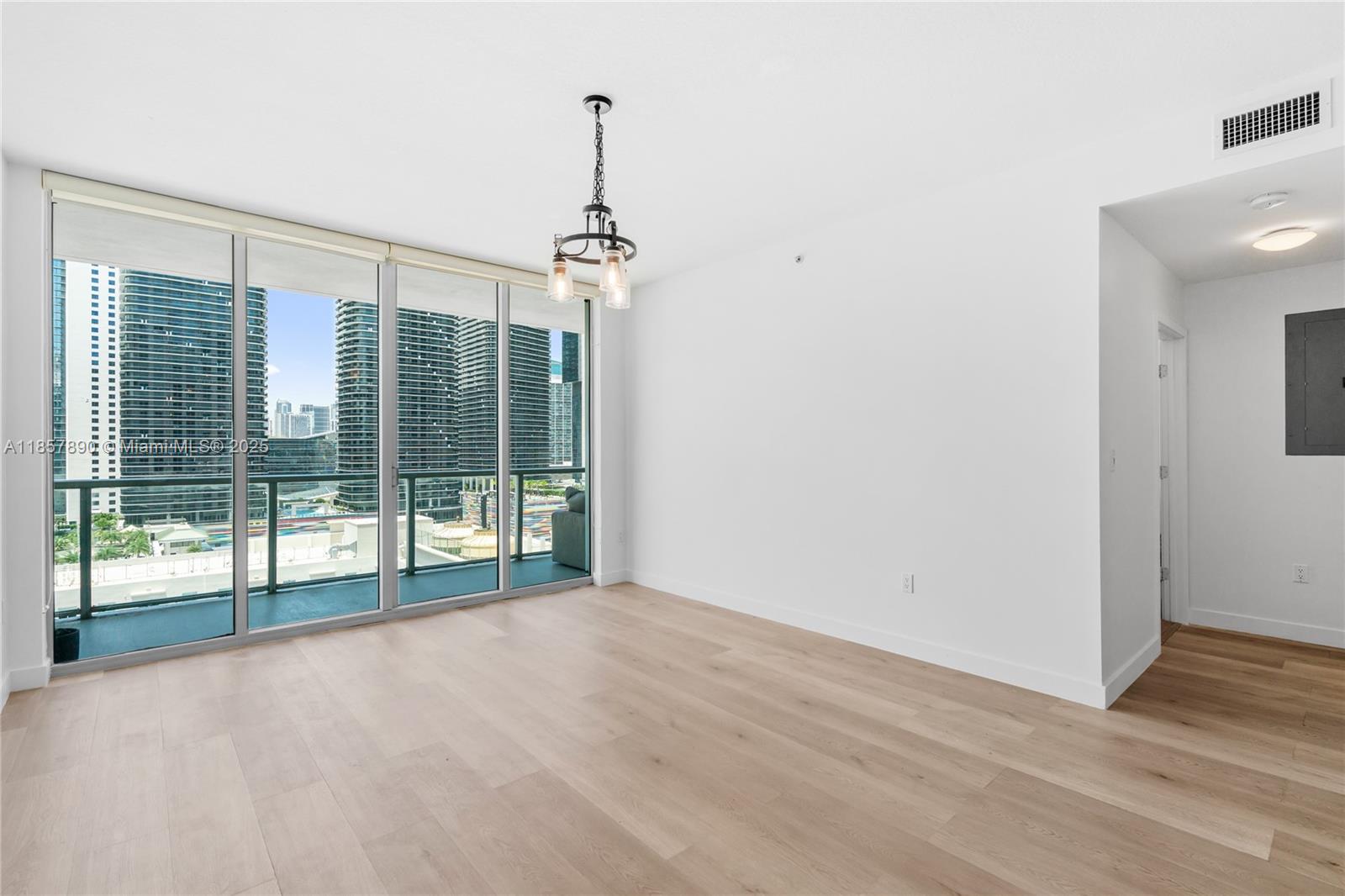 THE AXIS ON BRICKELL II C - Residential