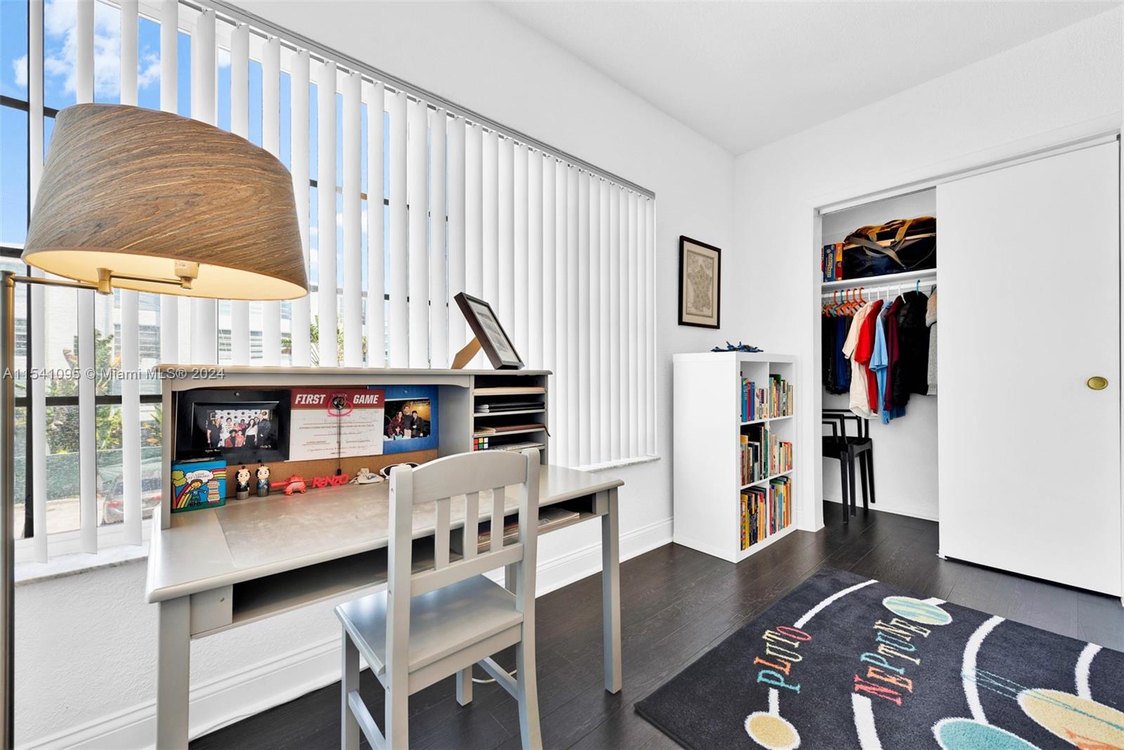 Southern Star Condo - Residential