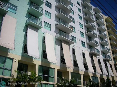Photo of Hollywood, FL 33020 (MLS # A11885502)