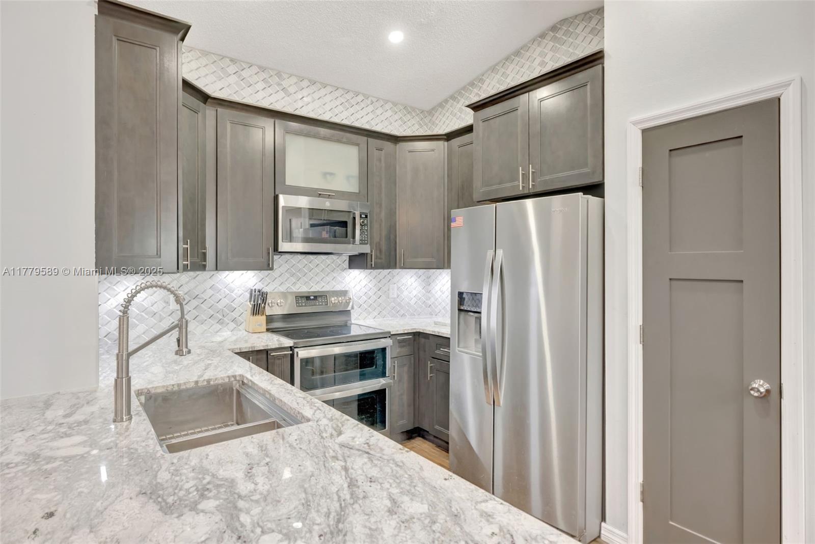 OLYMPIA & YORK - Residential