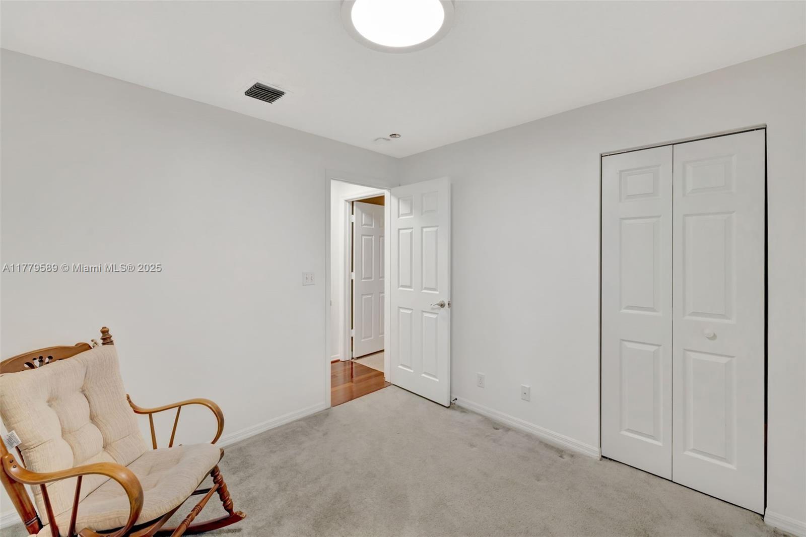 OLYMPIA & YORK - Residential
