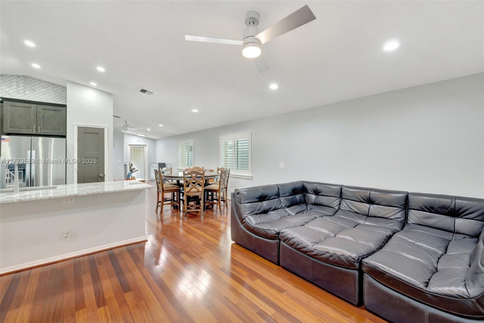 OLYMPIA & YORK - Residential