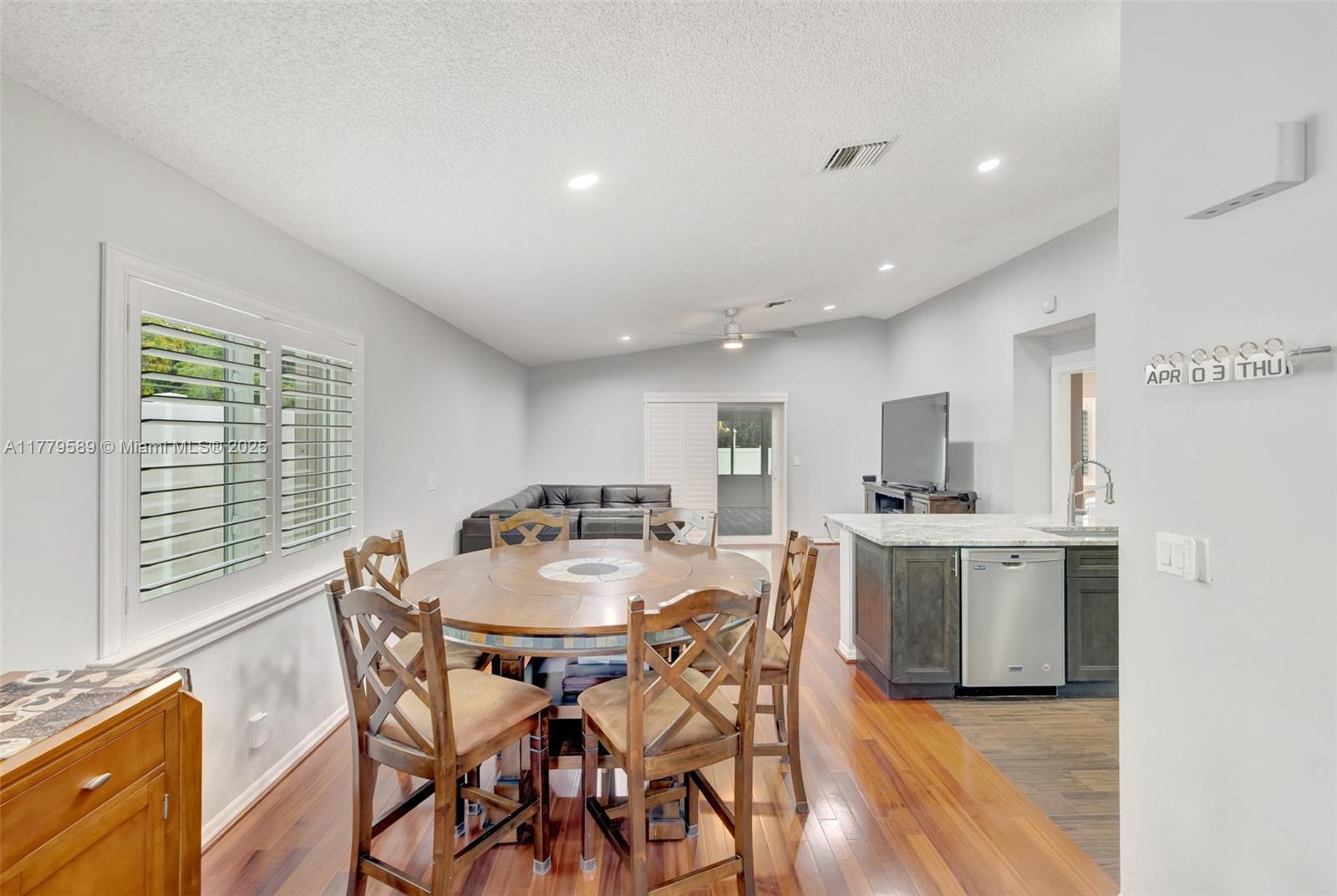 OLYMPIA & YORK - Residential