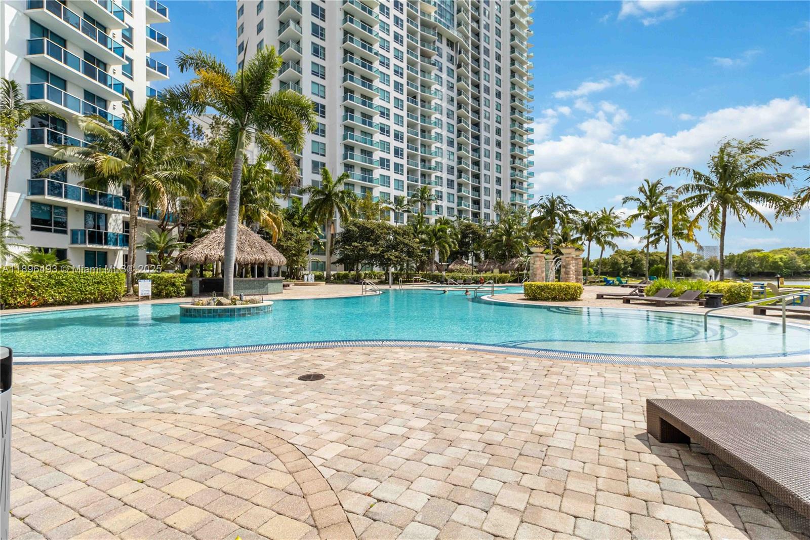 TAO SAWGRASS CONDOMINIUM - Residential Lease
