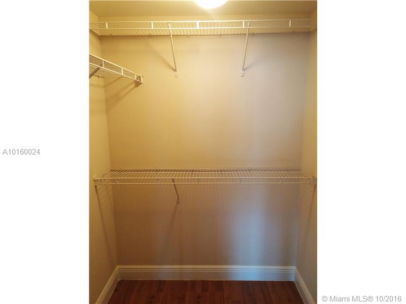 CITE CONDO - Residential Lease