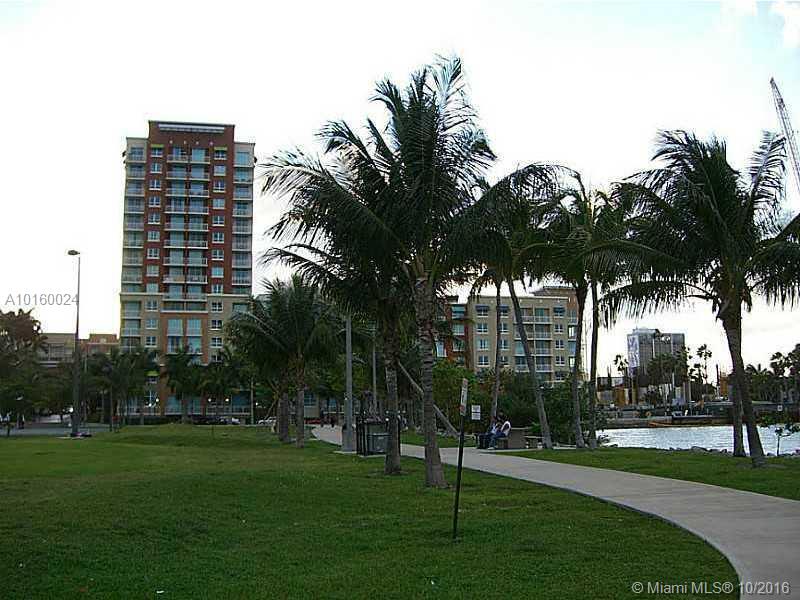 CITE CONDO - Residential Lease