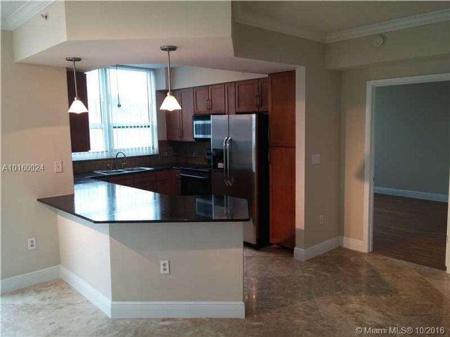 RARELY AVAILABLE TOP FLOOR, CORNER UNIT WITH OVER 1200 SQFT OF LIVING SPACE FEATURES AN OPEN CONCEPT KITCHEN/FAMILY ROOM, TILE & WOOD FLOORS THROUGHOUT, LARGE WALK-IN CLOSETS AND FULL SIZE WASHER & DRYER! LOCATED IN THE HEART OF EDGEWATER MIAMI, DIRECTLY ACROSS THE STREET FROM MARGARET PACE PARK AND BISCAYNE BAY. WON'T LAST LONG!