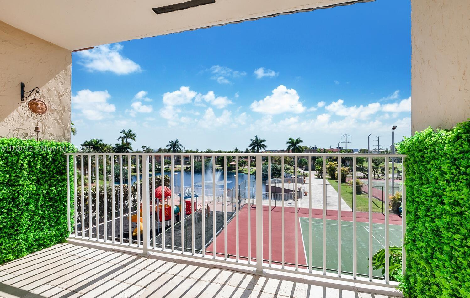 DORAL GARDENS II CONDO - Residential