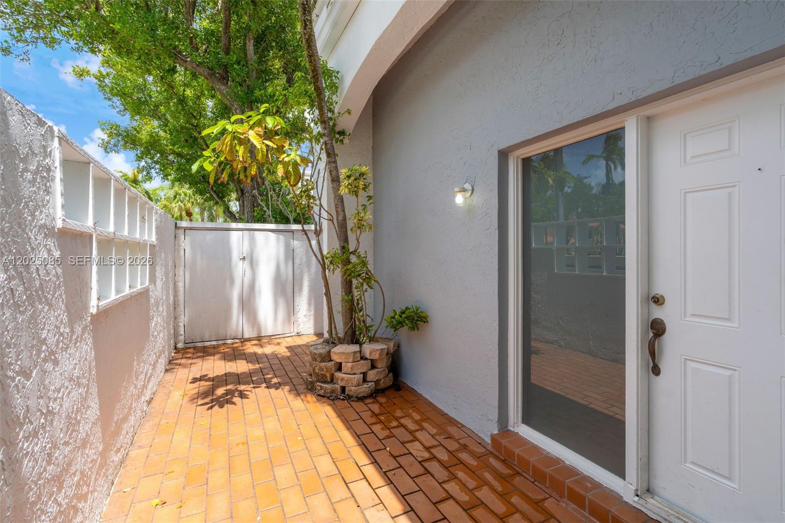 MARINER VILLAGE TH CONDO - Residential