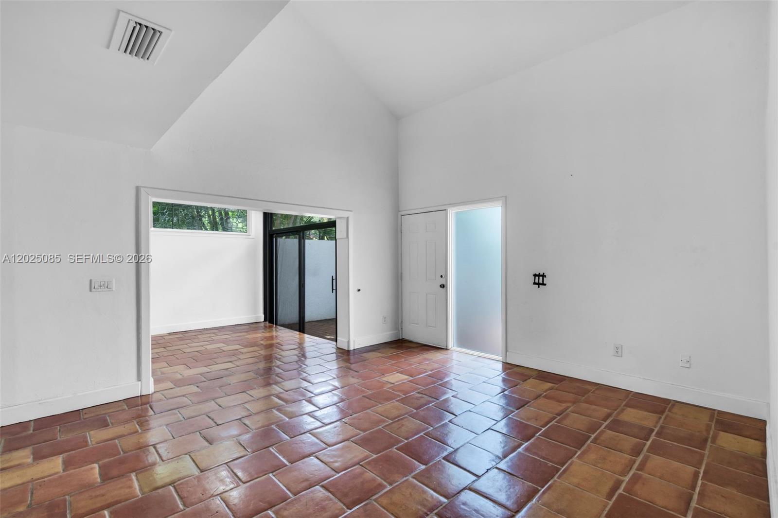 MARINER VILLAGE TH CONDO - Residential