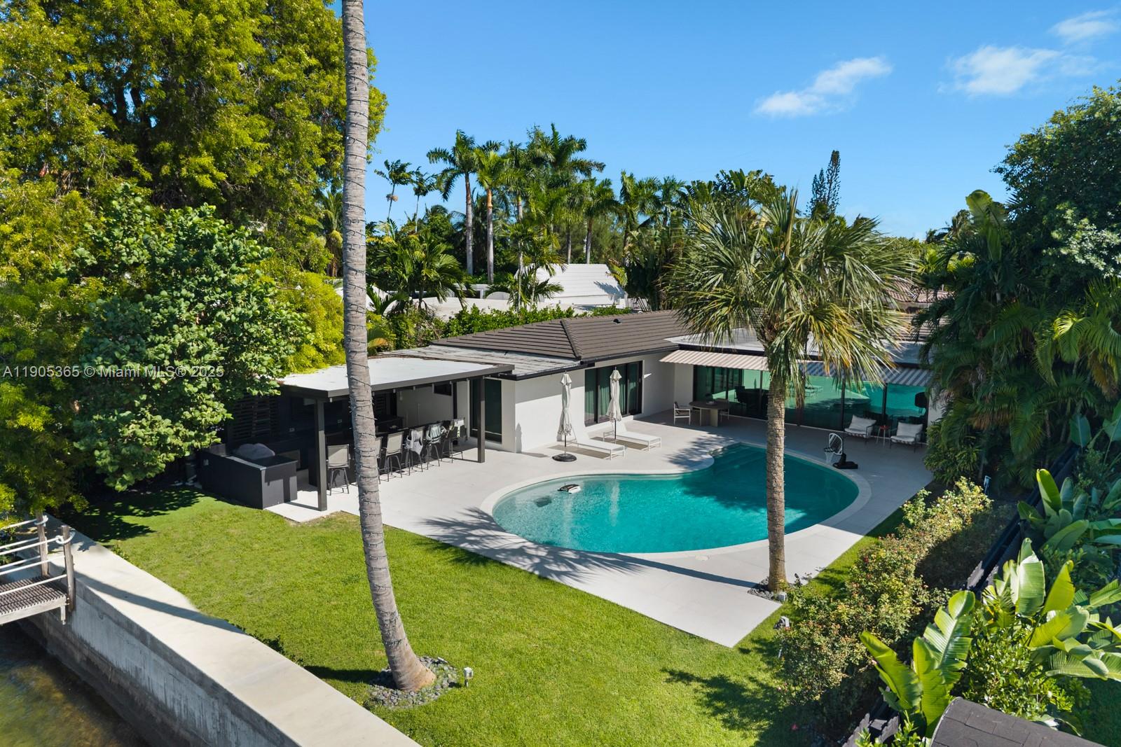 BISCAYNE POINT - Residential