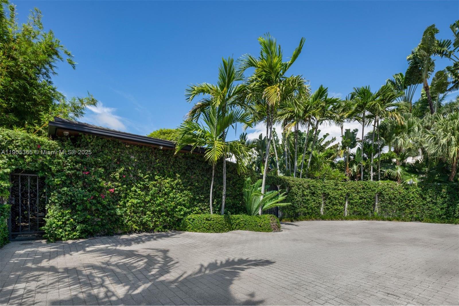 BISCAYNE POINT - Residential