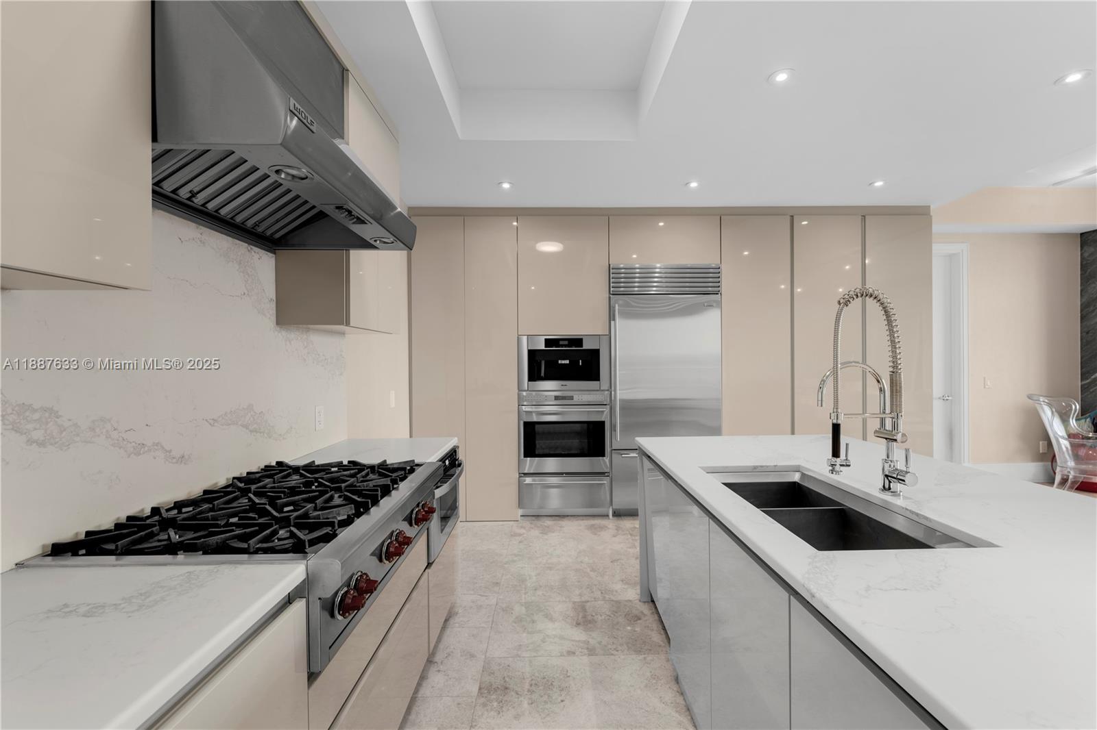 BAL HARBOUR NORTH SOUTH C - Residential Lease
