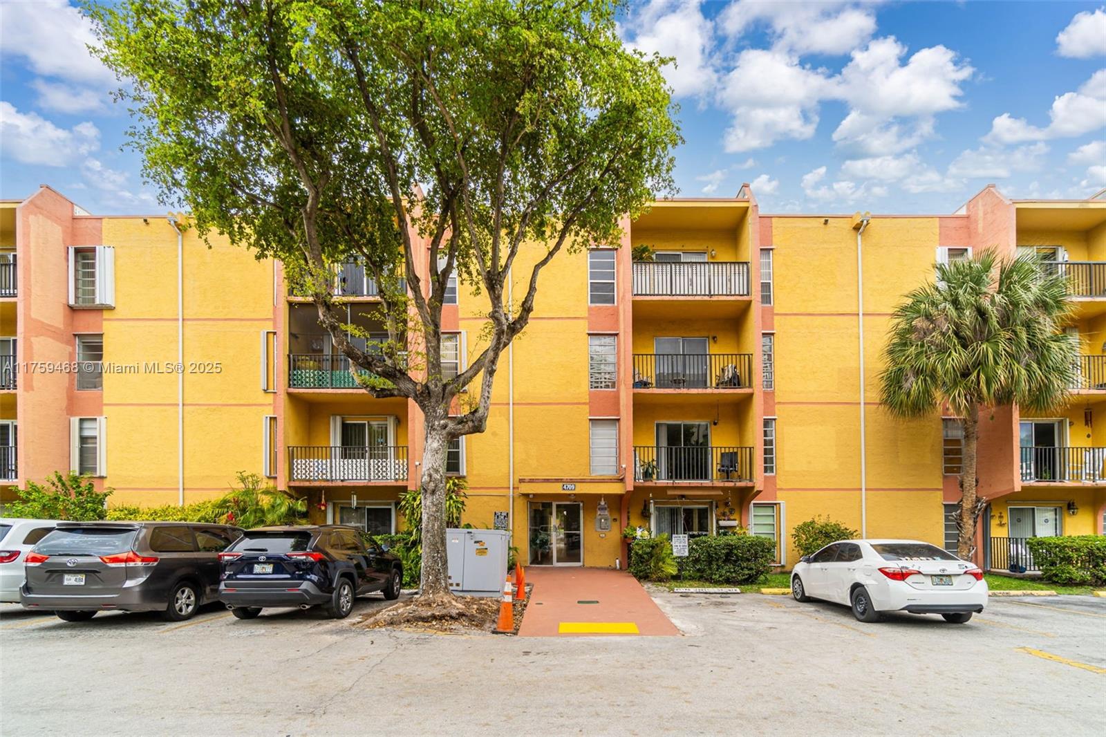 Property for Sale at 4709 Nw 7th St 204-9, Miami, Broward County, Florida - Bedrooms: 2 
Bathrooms: 2  - $244,900
