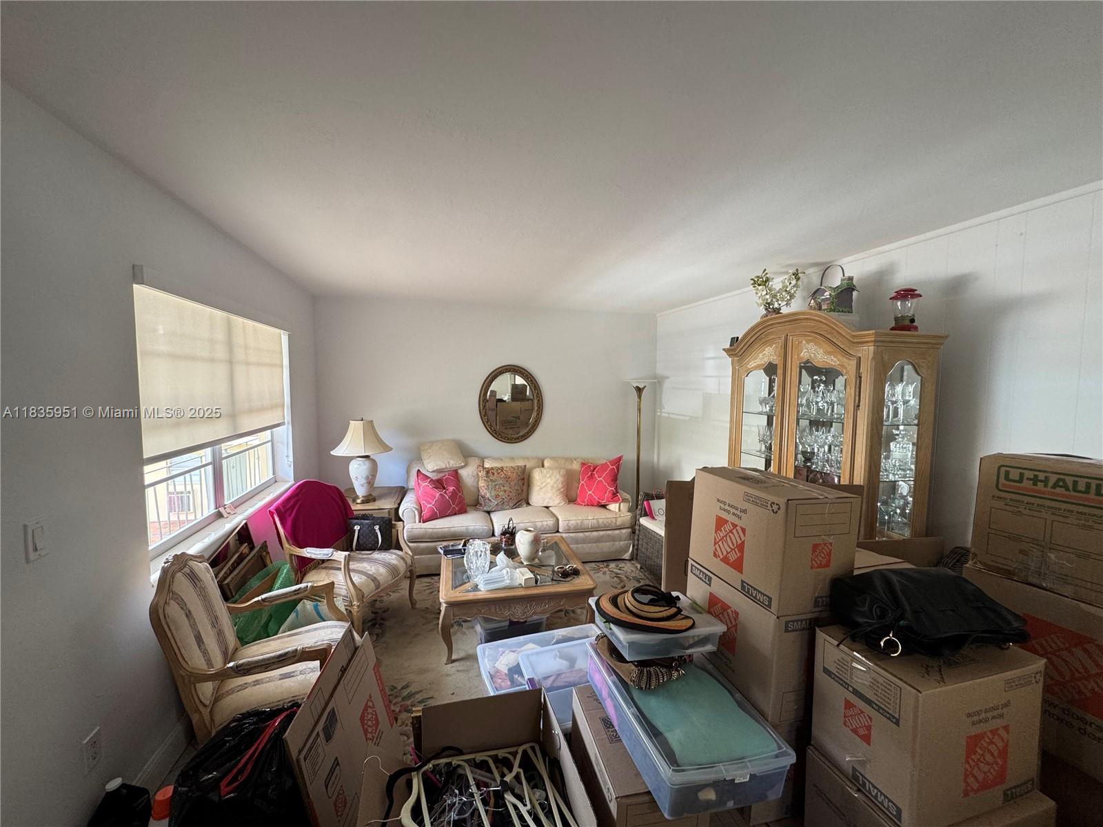 115 Calabria Ave 14