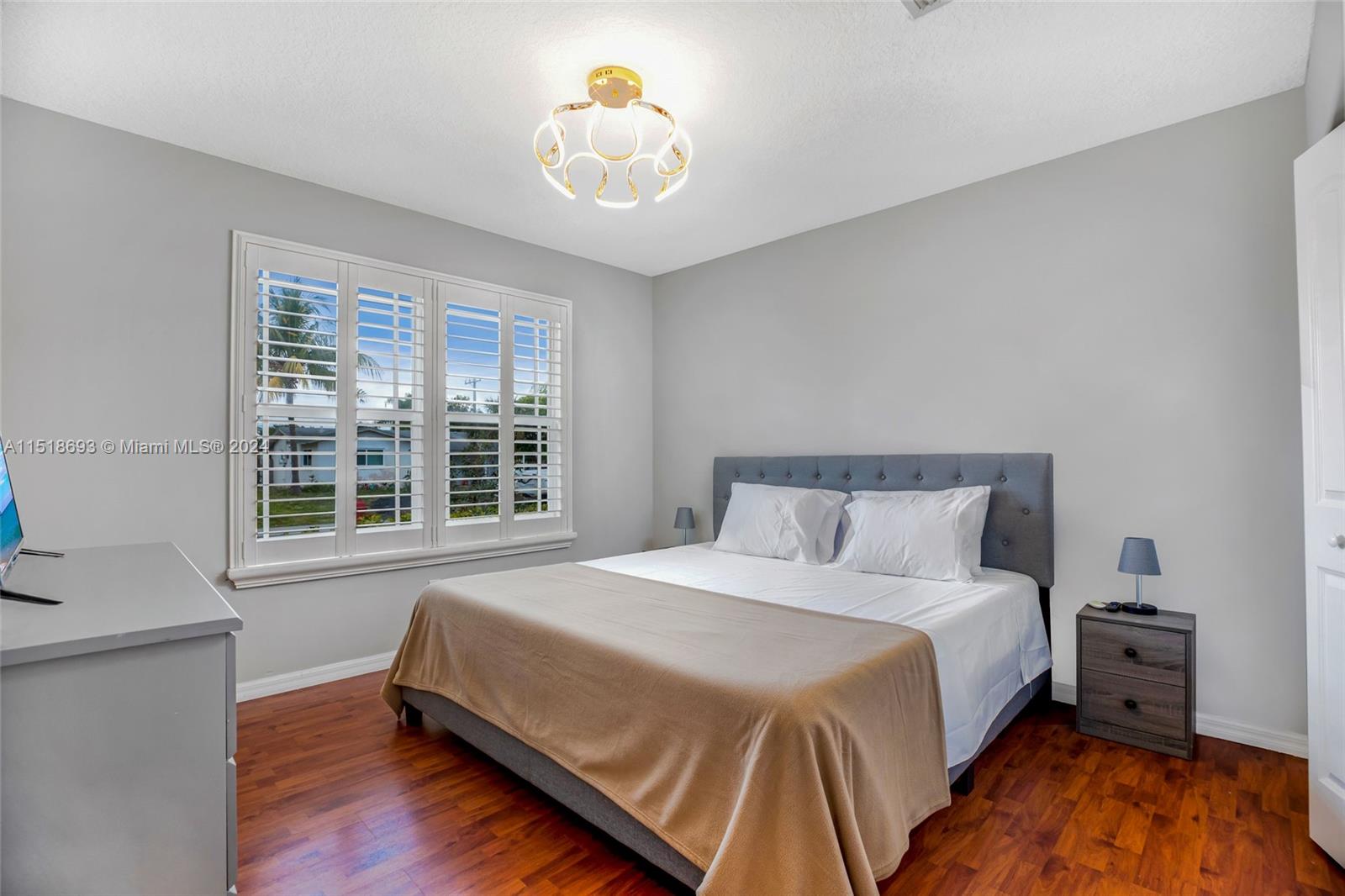 CORAL HILLS - Residential Lease