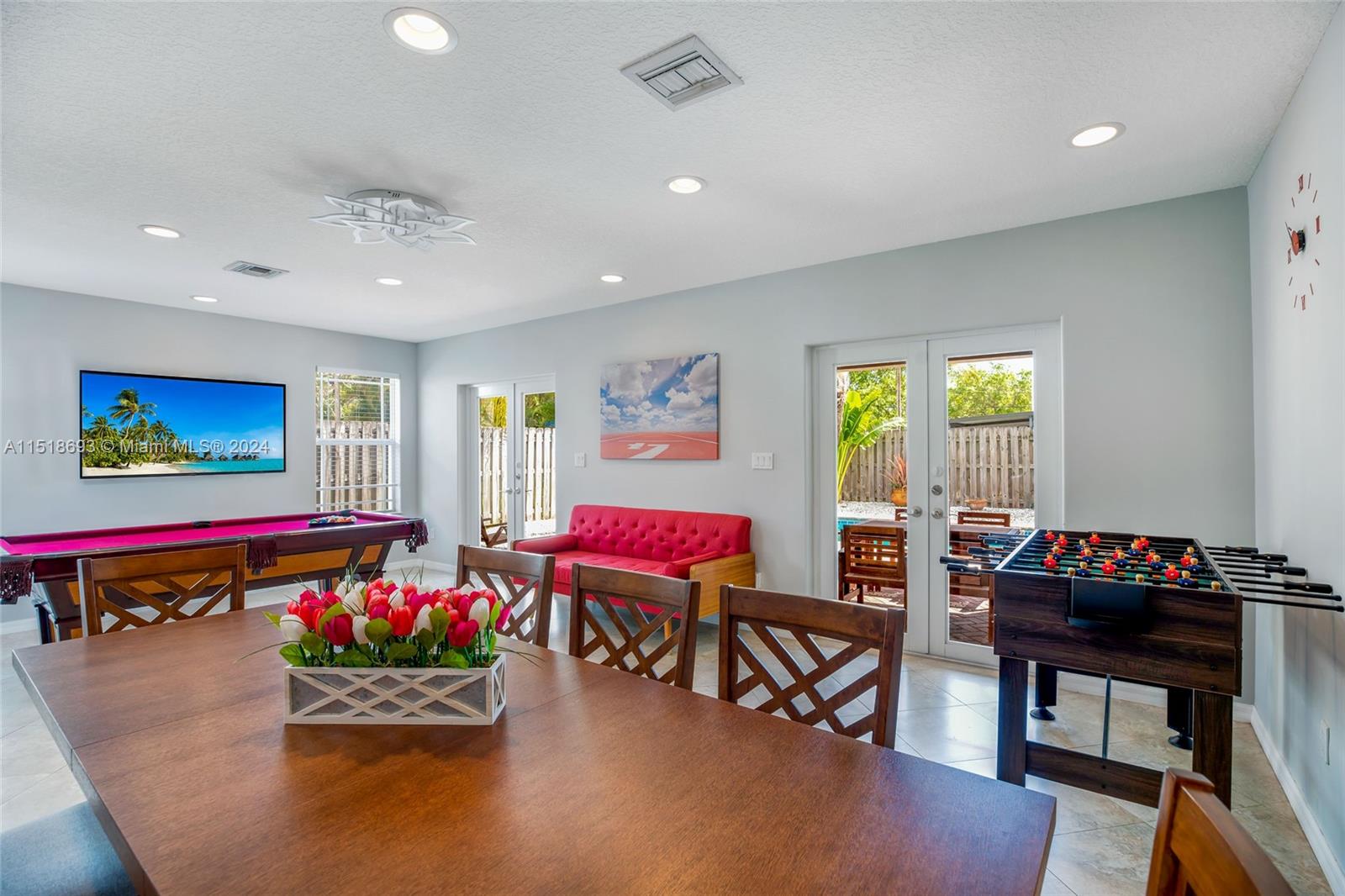 CORAL HILLS - Residential Lease