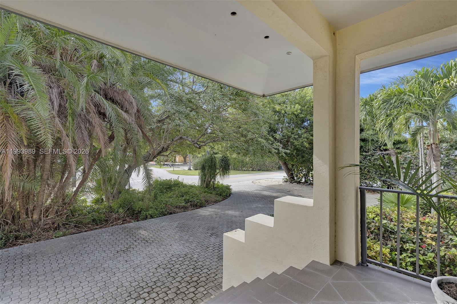 CENTER ISLAND - Residential
