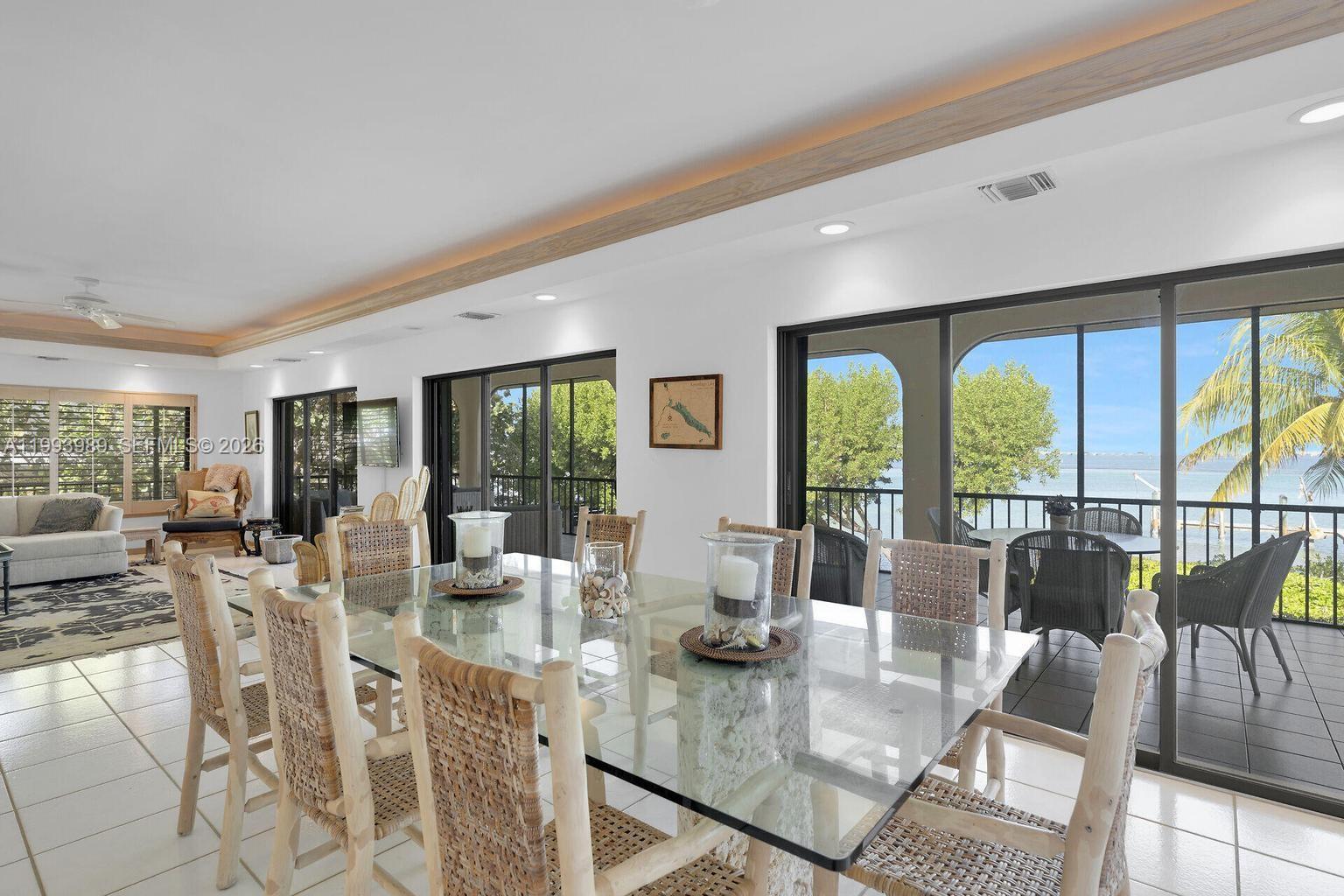 CENTER ISLAND - Residential