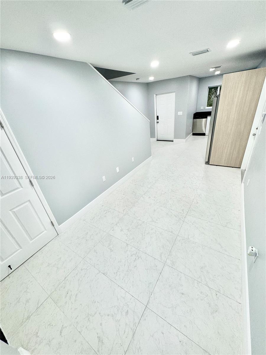 SEMINOLE ADD F R OLIVERS - Residential Lease