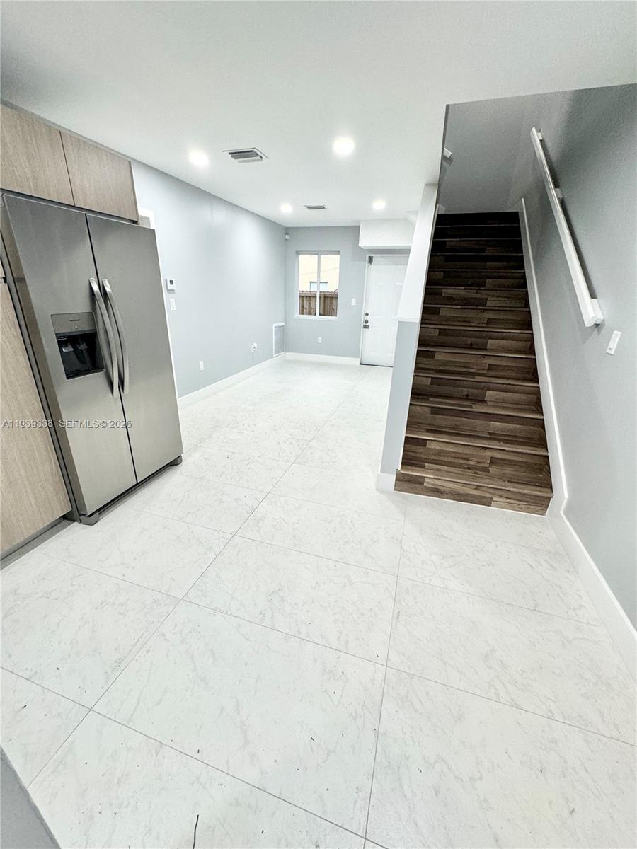 SEMINOLE ADD F R OLIVERS - Residential Lease