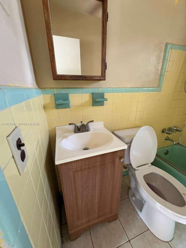 PLAYLAND COUNTRY ESTATES - Residential