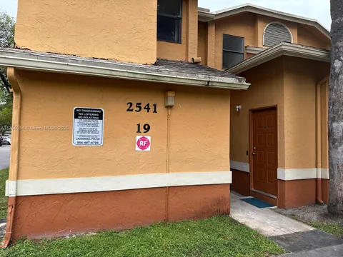 2541 NW 56th Ave Unit 2-19, Lauderhill, FL 33313 - MLS#: A11750054