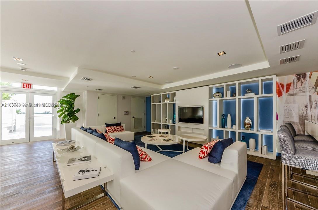 4250 BISCAYNE BOULEVARD C - Residential