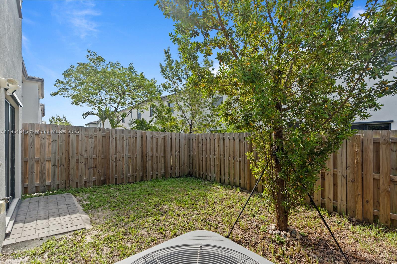 PINE ISLE - Residential