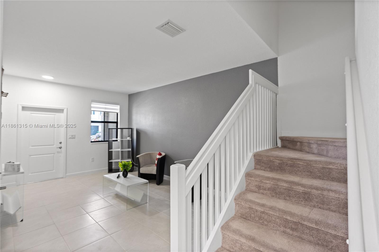 PINE ISLE - Residential