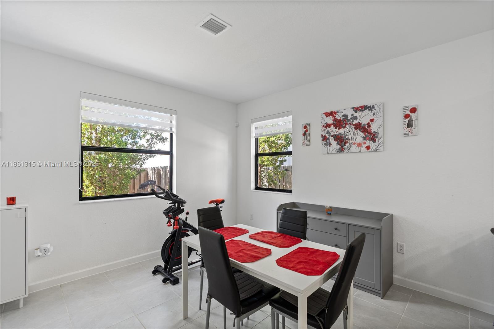 PINE ISLE - Residential