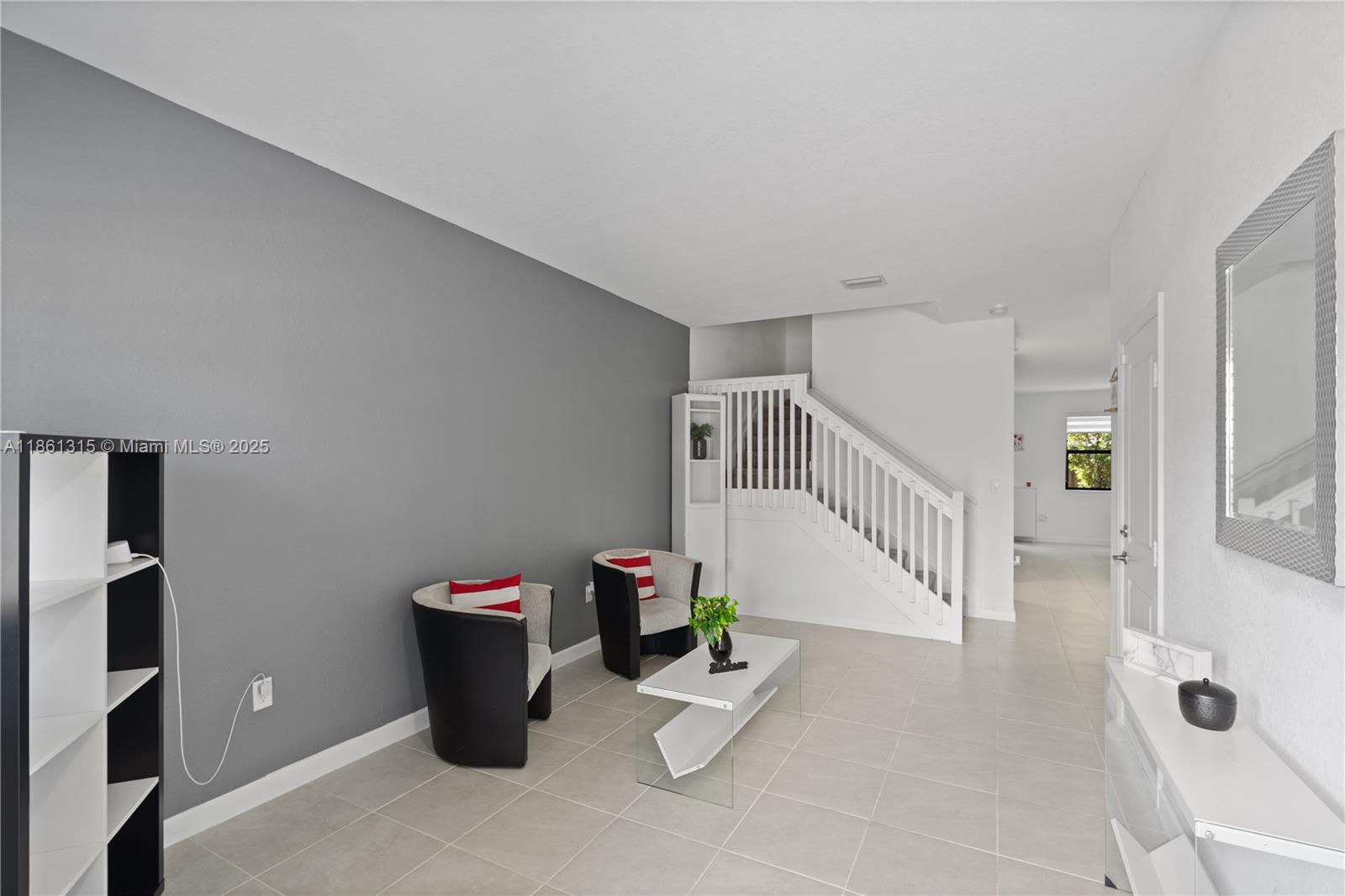 PINE ISLE - Residential