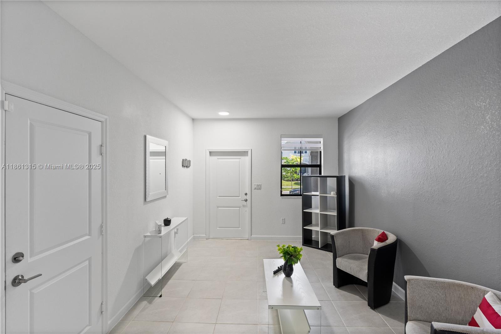 PINE ISLE - Residential