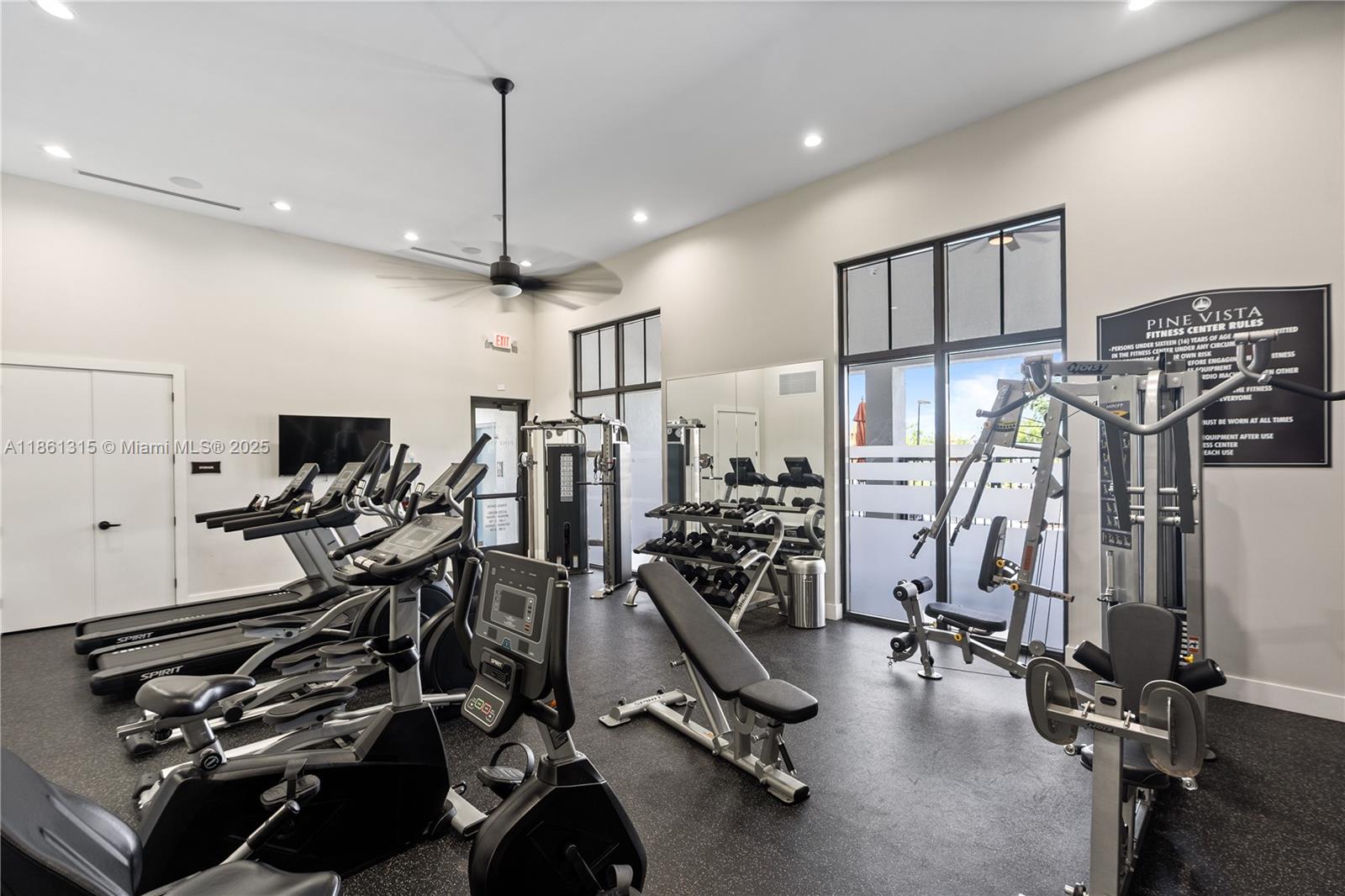 PINE ISLE - Residential