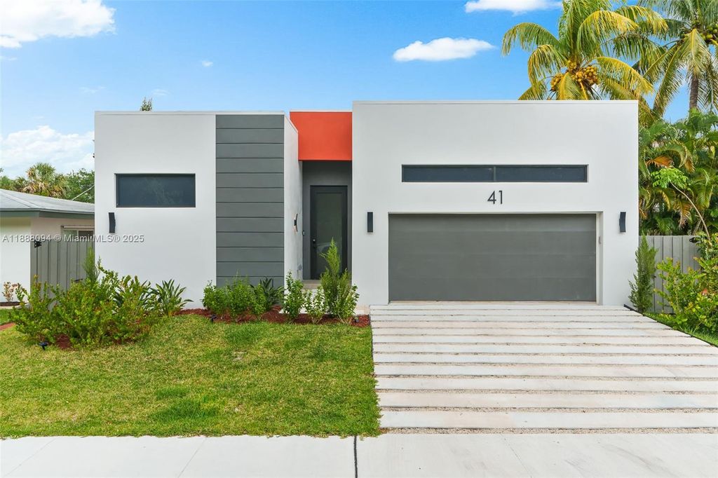 Photo of 41 NE 24th St, Wilton Manors, FL 33305 (MLS # A11888094)