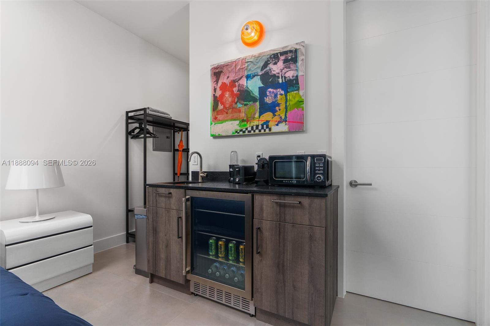 Petite - Residential