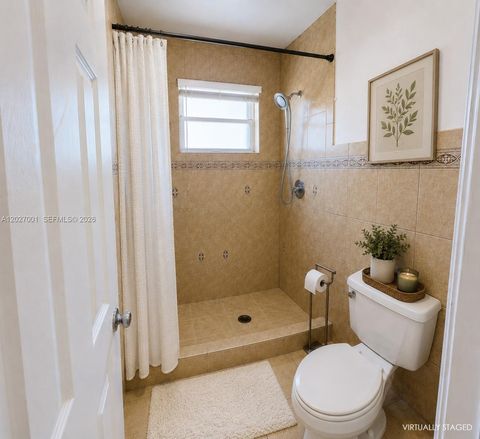 Tiny photo for 841 NW 98th Ave, Plantation, FL 33324 (MLS # A12027001)