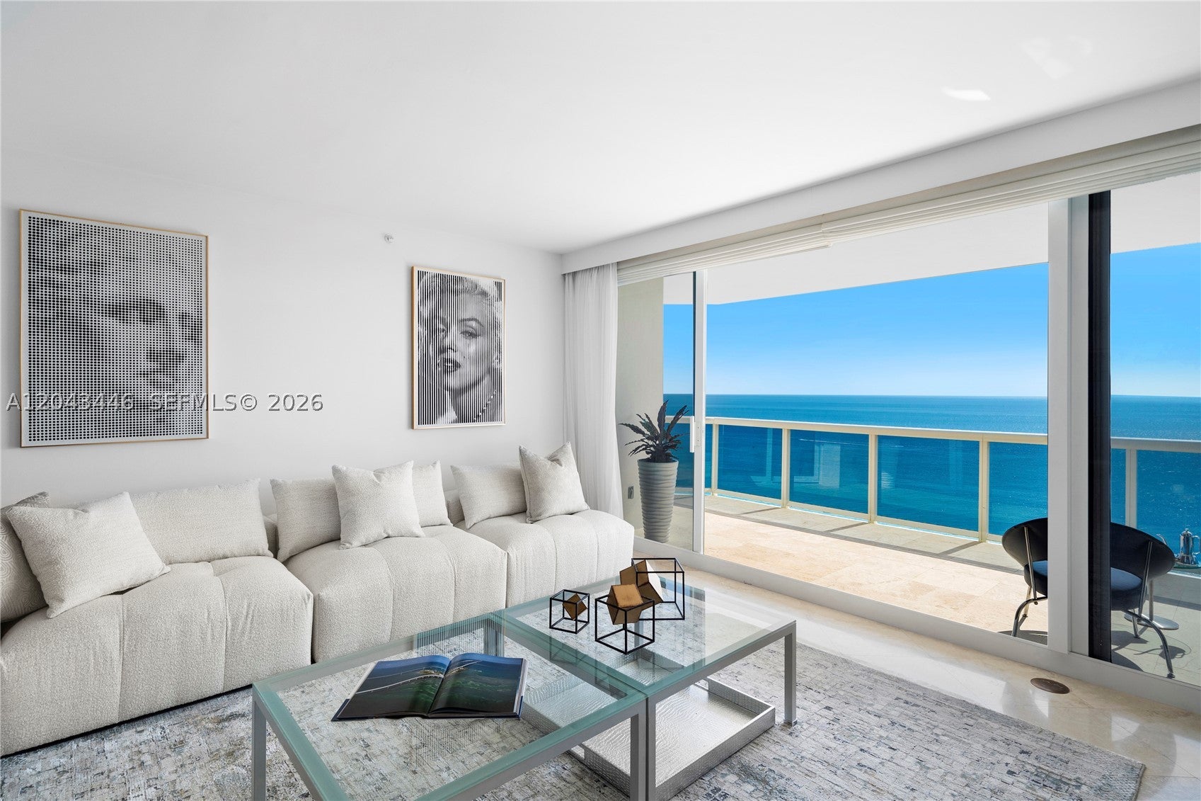 4779 Collins Ave 2601/02