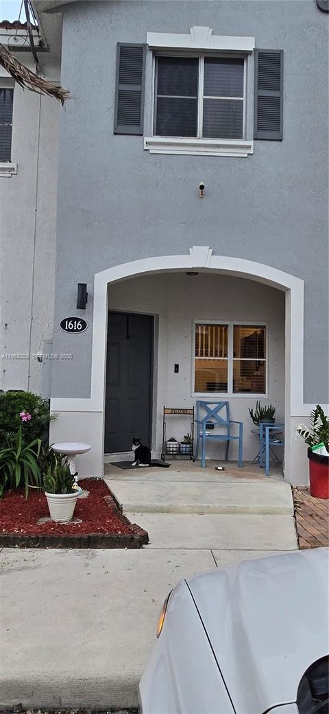 Photo of 1616 SE 30th St, Homestead, FL 33035 (MLS # A11958202)