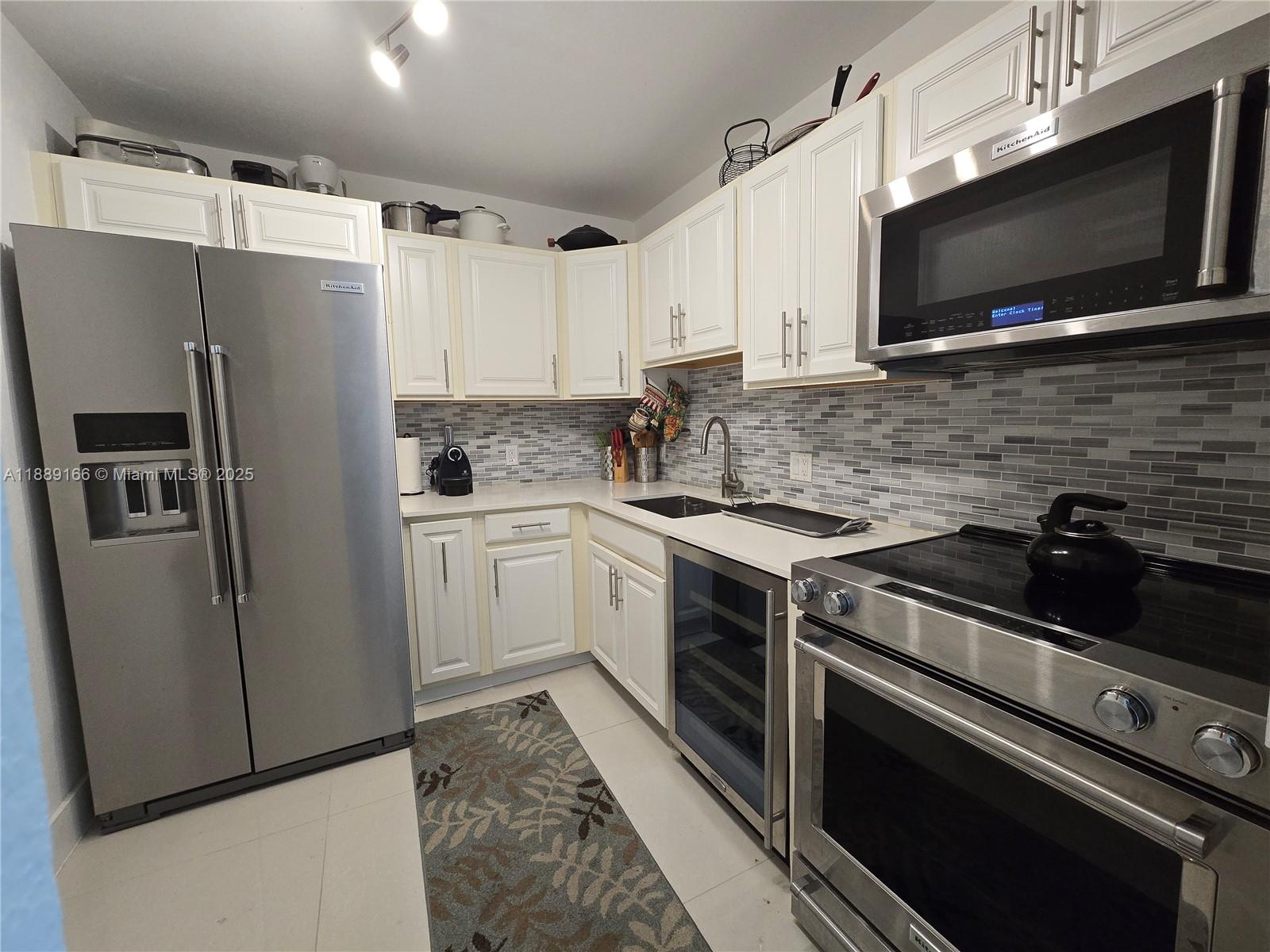 CORONADO CONDO- TOWER II - Residential