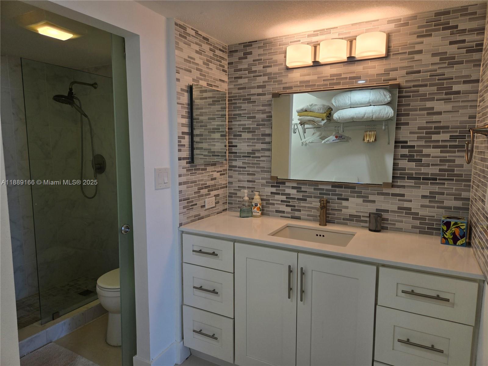 CORONADO CONDO- TOWER II - Residential